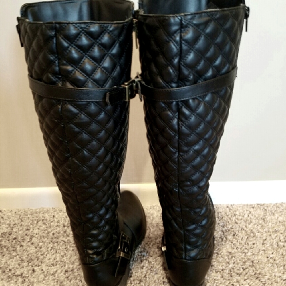 Madden Black Pleather Quilted Knee High Zip Boots - Picture 5 of 8